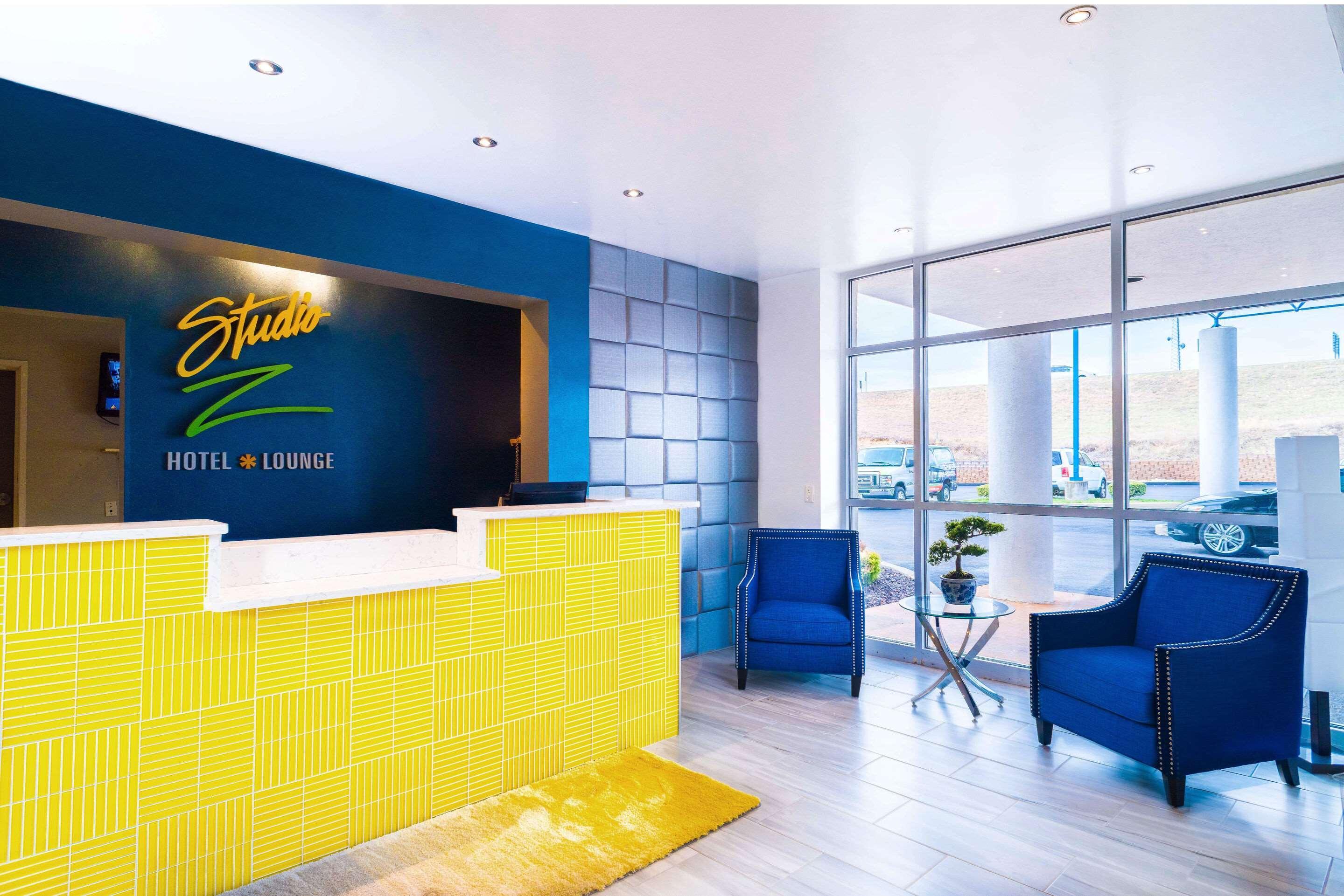 Studio Z, Ascend Hotel Collection Saint Robert Exterior foto